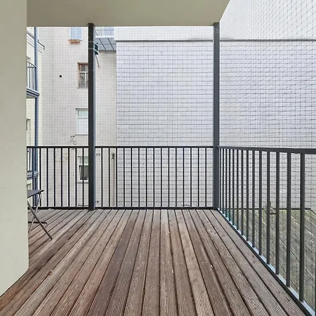 Elegant 3-Bedroom Getaway With Balcony For Groups Up To 7 Vienna Esterno foto